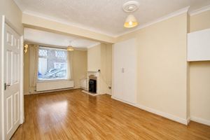 Lounge/Diner- click for photo gallery